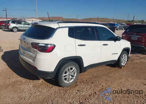 2021 Jeep Compass Sport Fwd z USA, uszkodzony, nr VIN 3C4NJCAB5MT532289